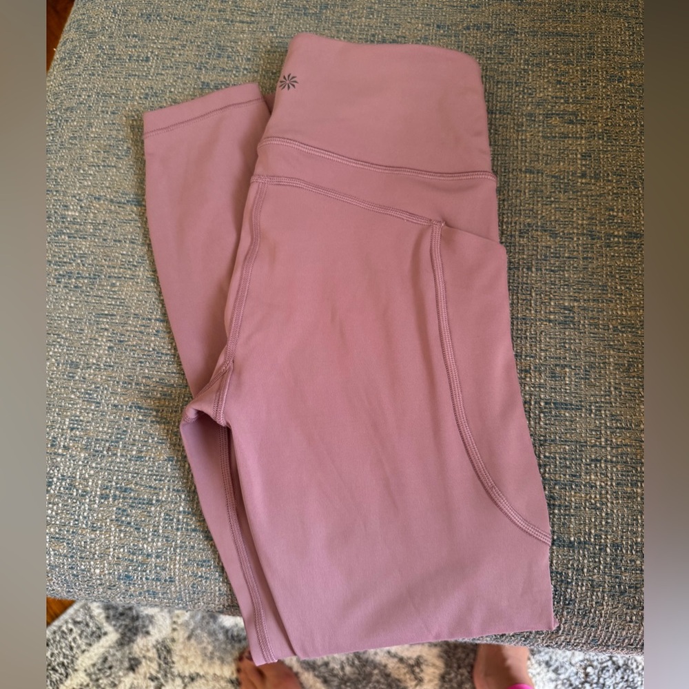Athleta XS Ultimate Stash 7/8 Leggings